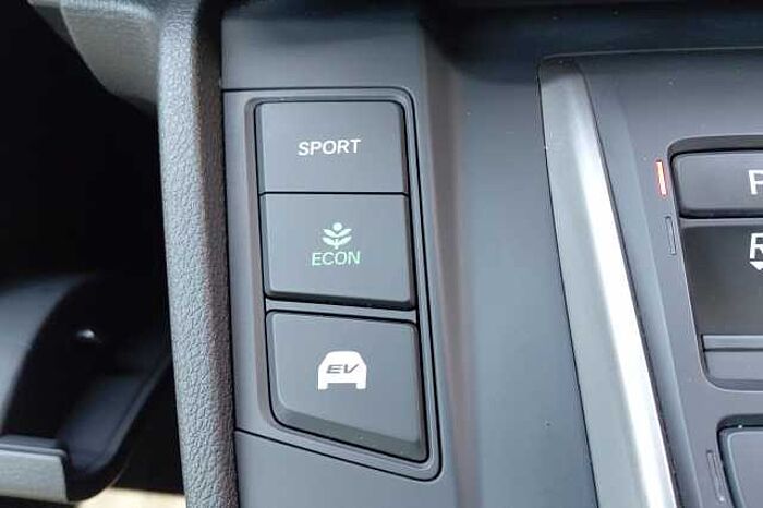 Honda CR-V Hybrid 2.0 i-MMD Hybrid SR 2WD 5dr eCVT 