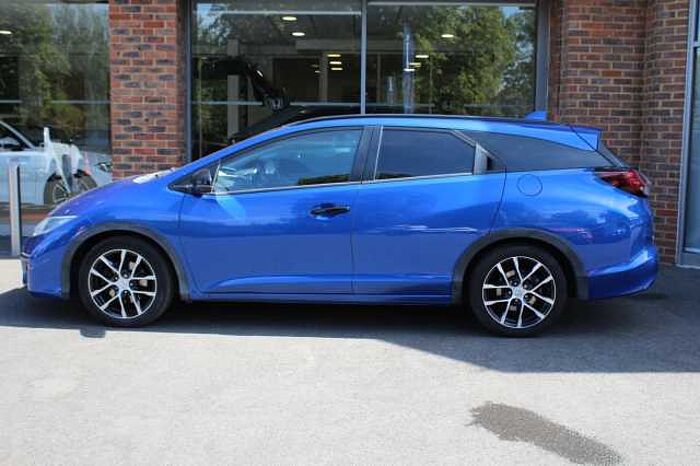 Honda Civic 1.8 i-VTEC Sport Nav 5dr Auto 