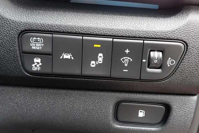 Kia Niro 1.6 GDi Hybrid 4 5dr DCT 