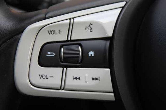 Honda Jazz e:HEV 1.5 i-MMD Hybrid Crosstar EX 5dr eCVT 