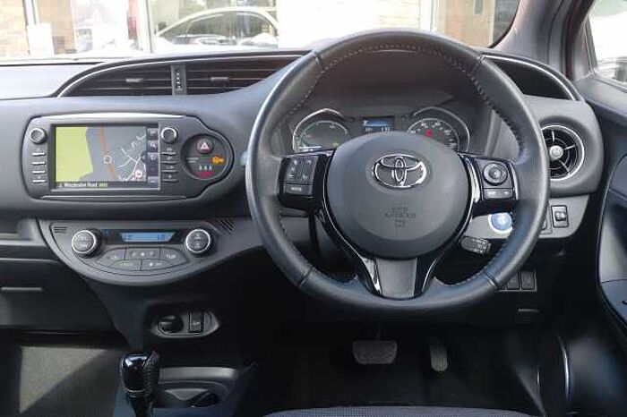 Toyota Yaris 1.5 Hybrid Excel 5dr CVT 