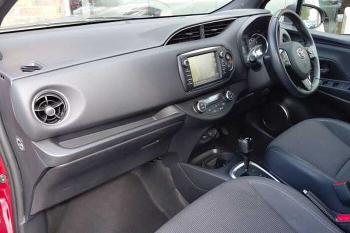 Toyota Yaris 1.5 Hybrid Excel 5dr CVT 