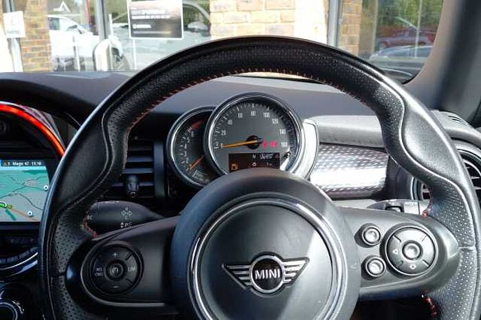 MINI Cooper S 2.0 Cooper S Sport II 3dr 