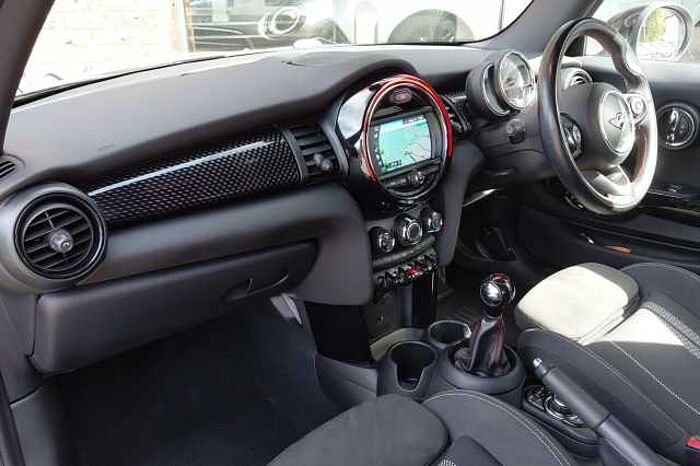 MINI Cooper S 2.0 Cooper S Sport II 3dr 