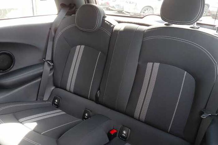 MINI Cooper S 2.0 Cooper S Sport II 3dr 