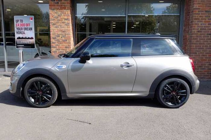 MINI Cooper S 2.0 Cooper S Sport II 3dr 