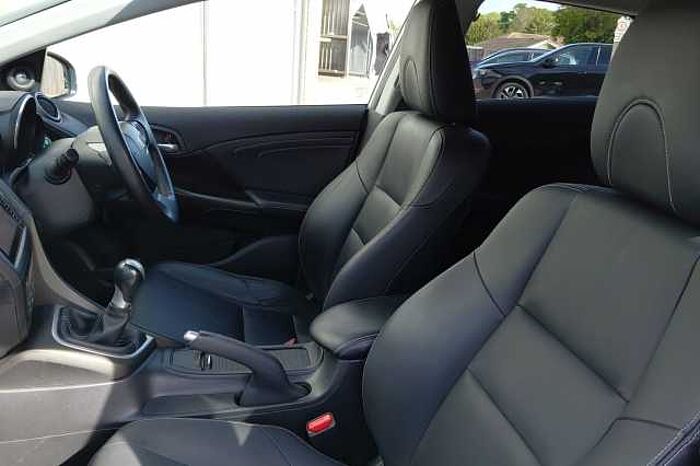 Honda Civic Tourer 1.8 i-VTEC SR 5dr 