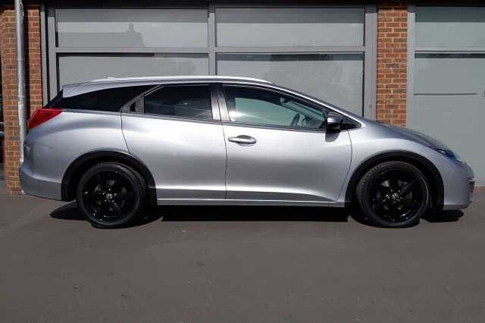 Honda Civic Tourer 1.8 i-VTEC SR 5dr 