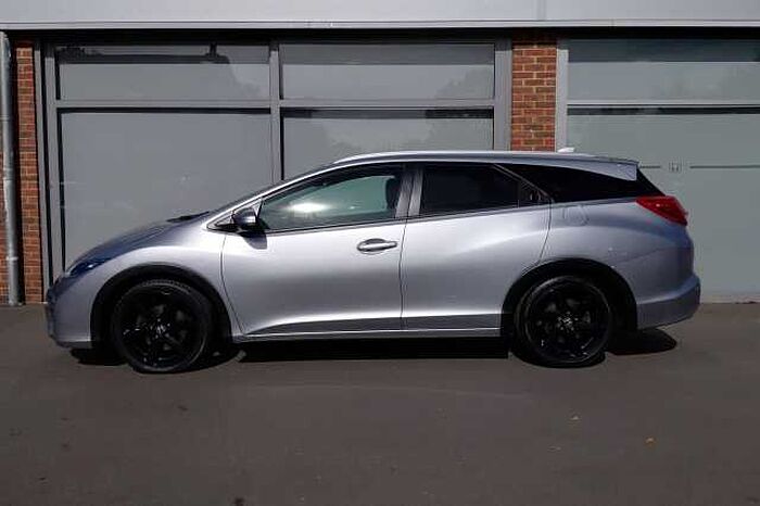 Honda Civic Tourer 1.8 i-VTEC SR 5dr 