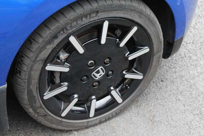 Honda e (113kw) Advance (17in Alloy) 