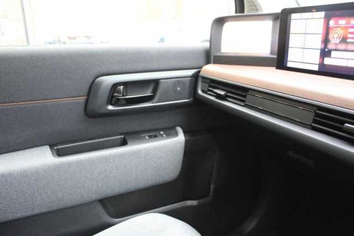 Honda e (113kw) Advance (17in Alloy) 
