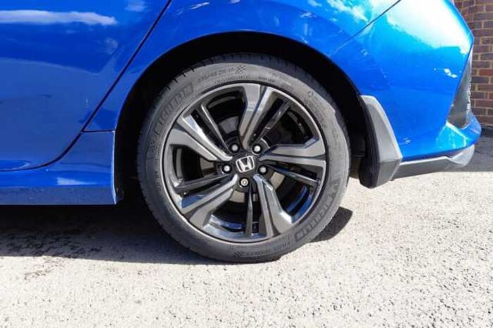 Honda Civic 1.5 VTEC Turbo Prestige 5dr CVT 