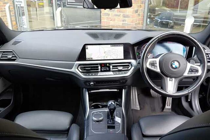 BMW 320 Saloon 320d xDrive M Sport 4dr Step Auto 